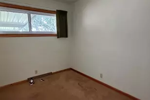 5713 W Calumet Rd, Milwaukee, WI 53223 - Photo 35