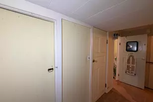 5713 W Calumet Rd, Milwaukee, WI 53223 - Photo 61