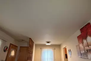 5713 W Calumet Rd, Milwaukee, WI 53223 - Photo 25