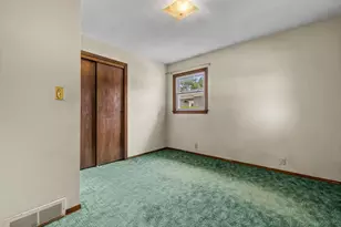 1815 Jupiter Ave, Racine, WI 53404 - Photo 13