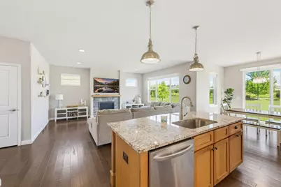 7970 W Mourning Dove Ln, Mequon, WI 53097 - Photo 9