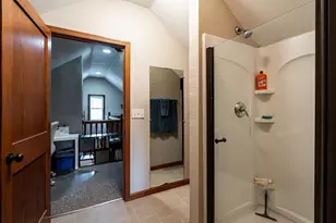 1345 N 68th St, Wauwatosa, WI 53213 - Photo 17