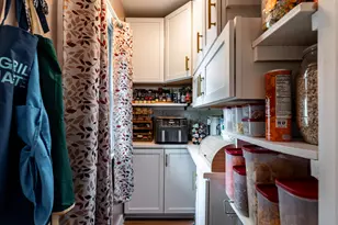 1345 N 68th St, Wauwatosa, WI 53213 - Photo 13
