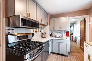 1345 N 68th St, Wauwatosa, WI 53213 - Photo 11