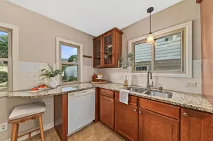 2746 N 73rd St, Wauwatosa, WI 53210 - Photo 13