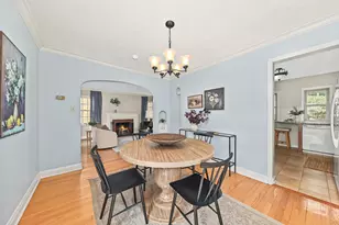 2746 N 73rd St, Wauwatosa, WI 53210 - Photo 9
