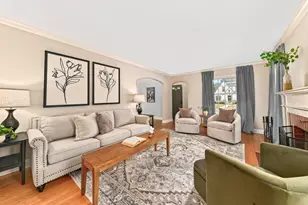2746 N 73rd St, Wauwatosa, WI 53210 - Photo 5