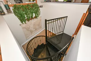 2531 Lakeshore Dr, Racine, WI 53139 - Photo 17