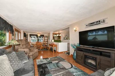 2531  Lakeshore Dr, Racine, WI 53139 - Photo 37