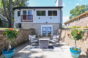 2531 Lakeshore Dr, Racine, WI 53139 - Photo 9