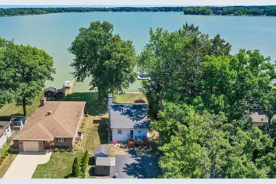 2531  Lakeshore Dr, Racine, WI 53139 - Photo 3