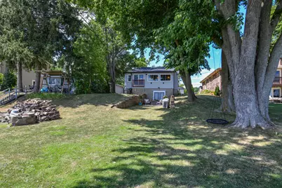 2531  Lakeshore Dr, Racine, WI 53139 - Photo 41