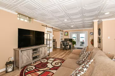 2531  Lakeshore Dr, Racine, WI 53139 - Photo 21