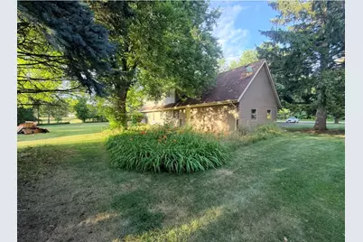 993  Middle Ridge Dr, Richfield, WI 53033 - Photo 31
