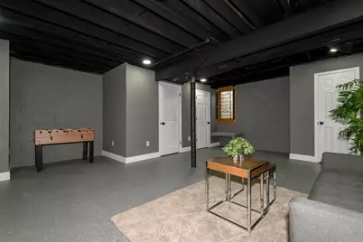2327 W Vine St, Milwaukee, WI 53205 - Photo 19