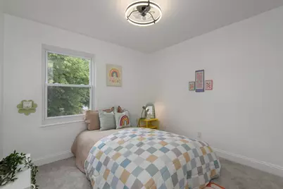 2327 W Vine St, Milwaukee, WI 53205 - Photo 15