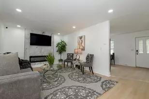 2327 W Vine St, Milwaukee, WI 53205 - Photo 1