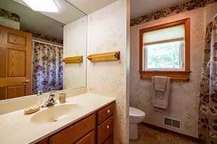 2671 W Wingate Ln, West Bend, WI 53090 - Photo 11