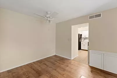3635 N Tucker Pl #203, Milwaukee, WI 53222 - Photo 9