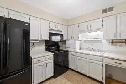 3635 N Tucker Pl #203, Milwaukee, WI 53222 - Photo 15