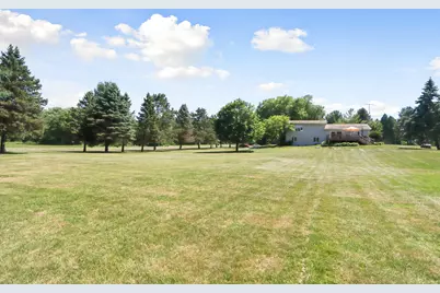 W5502  Evergreen Rd, Sugar Creek, WI 53121 - Photo 29