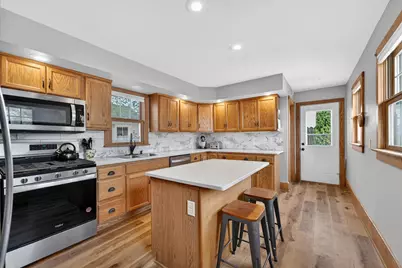 102 N Jefferson St, Racine, WI 53185 - Photo 1