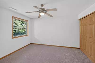470 N Silverbrook Dr #202, West Bend, WI 53090 - Photo 15