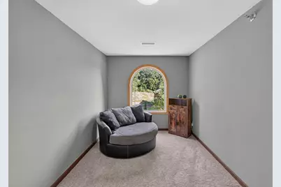 470 N Silverbrook Dr #202, West Bend, WI 53090 - Photo 11