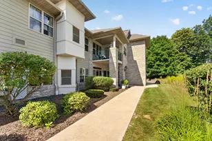 470 N Silverbrook Dr, West Bend, WI 53090 - Photo 23