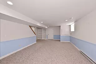 124 Meehan Cir, West Bend, WI 53095 - Photo 25