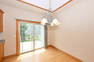 124 Meehan Cir, West Bend, WI 53095 - Photo 15