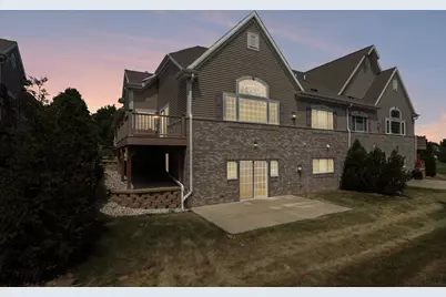 2210  Kayla Dr, Waukesha, WI 53188 - Photo 9