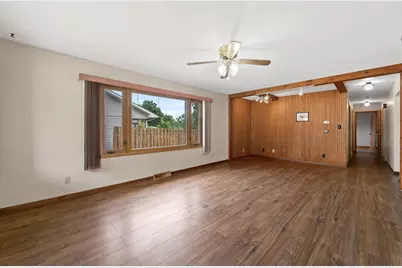 1607  Neenah St, Watertown, WI 53094 - Photo 5