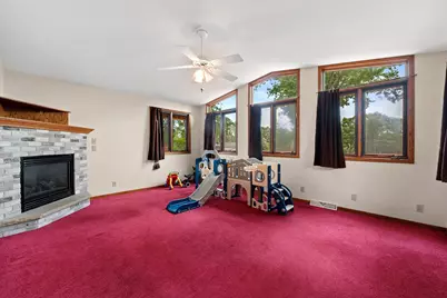 1607  Neenah St, Watertown, WI 53094 - Photo 17
