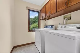 6028 Quaker Hill Rd, Racine, WI 53406 - Photo 33
