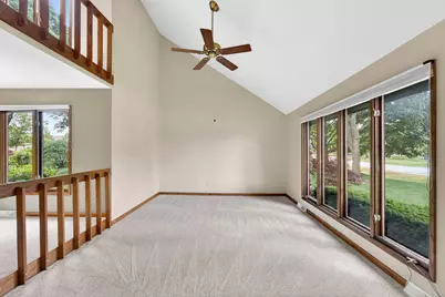 6028  Quaker Hill Rd, Racine, WI 53406 - Photo 7