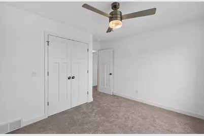 122  Luxembourg Brotherhood Blvd, Belgium, WI 53004 - Photo 17