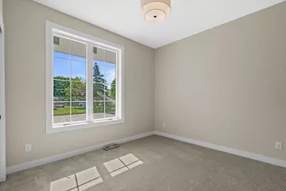 772  Eastern Ave, West Bend, WI 53095 - Photo 21