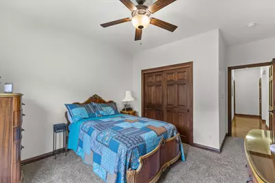 5465 S Baneberry Ct, New Berlin, WI 53146 - Photo 33