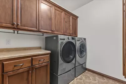 5465 S Baneberry Ct, New Berlin, WI 53146 - Photo 35