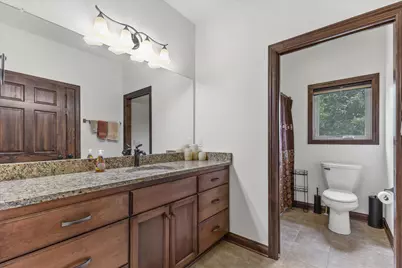 5465 S Baneberry Ct, New Berlin, WI 53146 - Photo 21