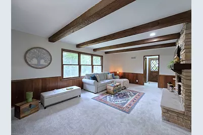 N85W17745  Ann Ave, Menomonee Falls, WI 53051 - Photo 23