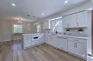 N85W17745 Ann Ave, Menomonee Falls, WI 53051 - Photo 3