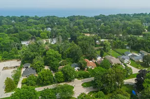 7428 N Santa Monica Blvd, Fox Point, WI 53217 - Photo 25