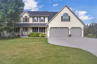 193 Lexington Ct, Sheboygan Falls, WI 53085 - Photo 1
