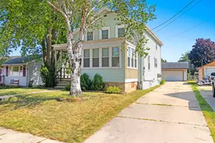 2515 16th St, Two Rivers, WI 54241 - Photo 1