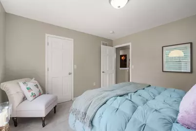 3288 W Yorkshire Cir, Franklin, WI 53132 - Photo 19
