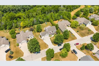 3288 W Yorkshire Cir, Franklin, WI 53132 - Photo 43
