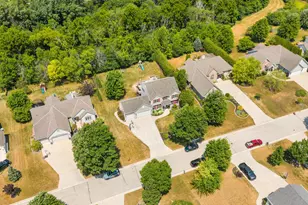 3288 W Yorkshire Cir, Franklin, WI 53132 - Photo 43