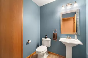 3288 W Yorkshire Cir, Franklin, WI 53132 - Photo 31